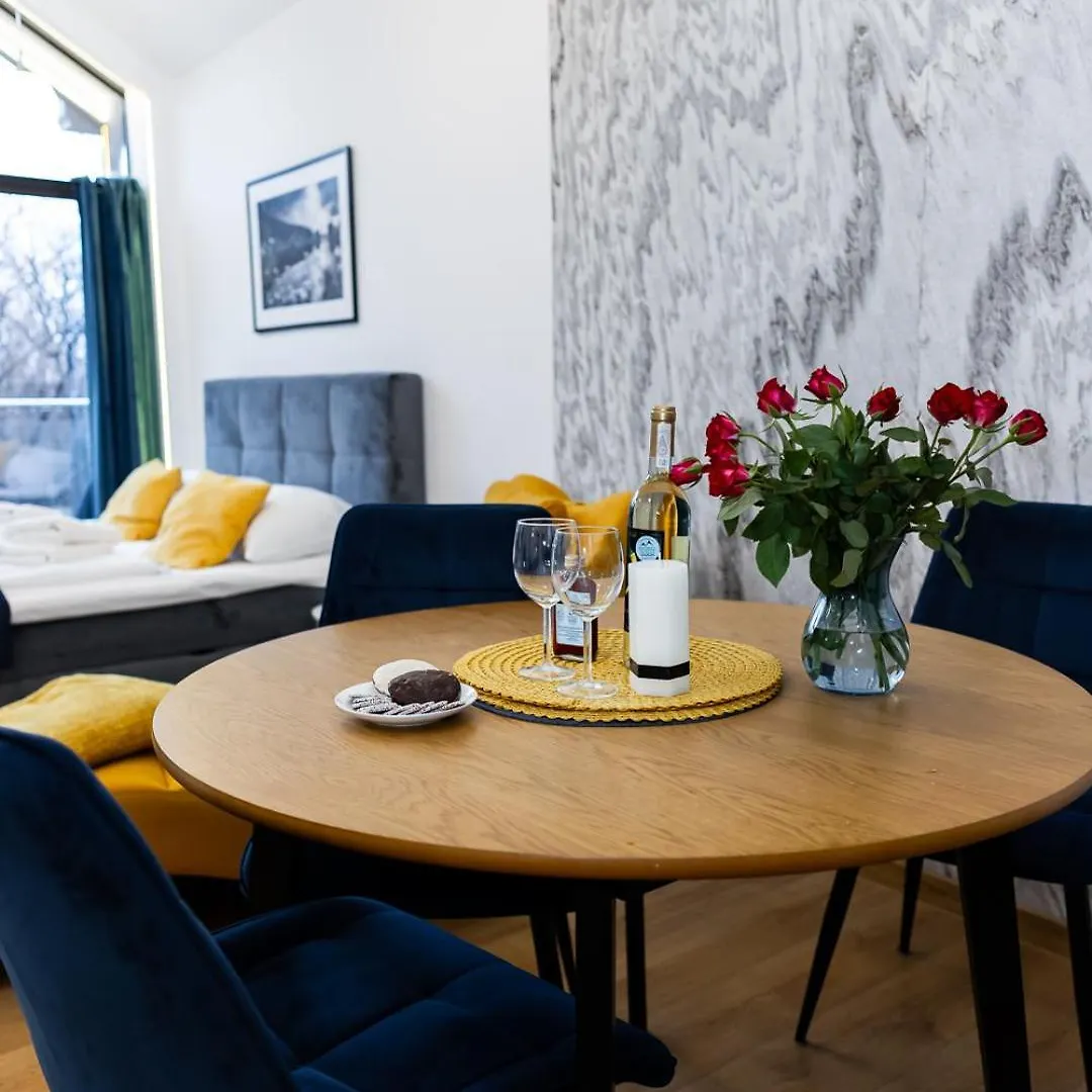 Apartament dla dwojga w Szklarskiej Porębie z widokiem na góry i las Szklarska Poręba
